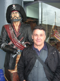 FERENC, 68 �ves t�rskeres� f�rfi, �sotthalom