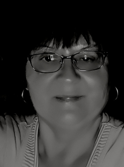 Marica, 68 �ves t�rskeres� n�, Ny�rb�tor