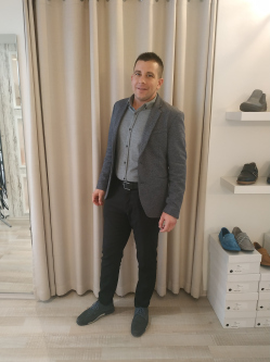 Attila, 43 �ves t�rskeres� f�rfi, Szombathely