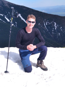 Csaba, 43 �ves t�rskeres� f�rfi, Szerencs
