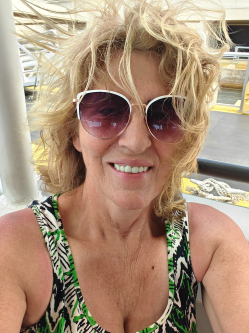 Jolanka, 61 �ves t�rskeres� n�, �szak-Amerika (USA)