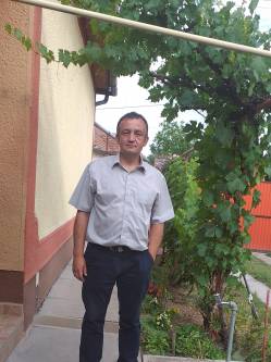Mikl�s, 48 �ves t�rskeres� f�rfi, Sarkad