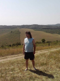 Tam�s, 41 �ves t�rskeres� f�rfi, M�lyk�t