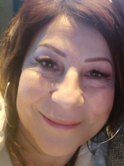 Inci, 58 �ves t�rskeres� n�, Hajd�n�n�s