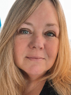 Ildik�, 53 �ves t�rskeres� n�, Kecskem�t