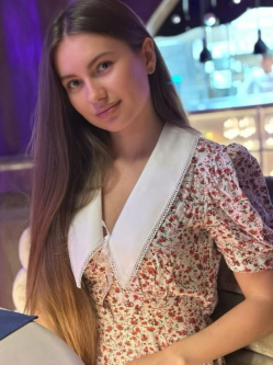 Zsanett, 19 �ves t�rskeres� n�, Szolnok