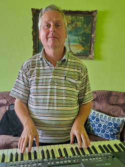 �rp�d, 55 �ves t�rskeres� f�rfi, Maros
