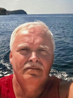 Lajos, 71 �ves t�rskeres� f�rfi, Szeged
