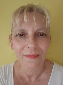 Ildik�, 59 �ves t�rskeres� n�, Keszthely