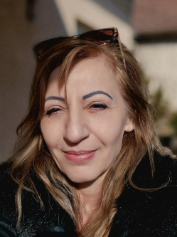 Mariann, 61 �ves t�rskeres� n�, Cegl�d