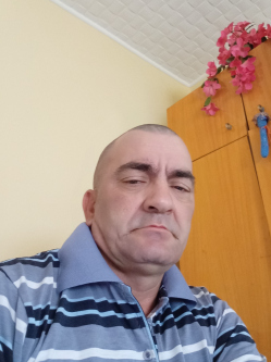 Mikl�s, 51 �ves t�rskeres� f�rfi, Soltvadkert