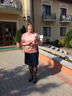 Erzsike, 79 �ves t�rskeres� n�, P�szt�