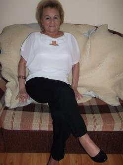 Margo, 77 �ves t�rskeres� n�, Karcag