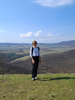 Ildik�, 58 �ves t�rskeres� n�, Budapest