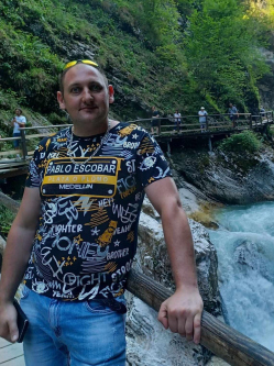 Roland, 38 �ves t�rskeres� f�rfi, Zalaegerszeg