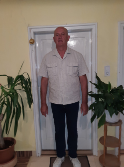 Tibor, 65 �ves t�rskeres� f�rfi, Balatonf�kaj�r
