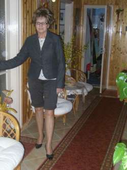 J�lia Anna, 83 �ves t�rskeres� n�, M�r