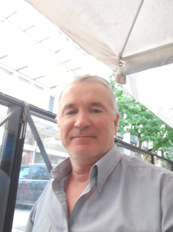 J�nos, 61 �ves t�rskeres� f�rfi, B�k�scsaba
