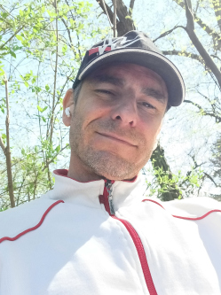 J�zsef, 51 �ves t�rskeres� f�rfi, Szentendre