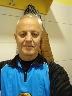 J�nos, 63 �ves t�rskeres� f�rfi, Szeged