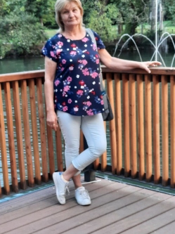 Irma, 61 �ves t�rskeres� n�, Miskolc