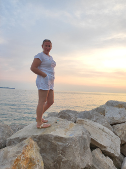 Ria, 44 �ves t�rskeres� n�, Keszthely