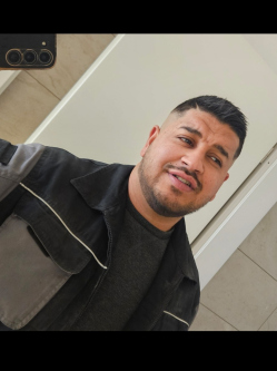 Erik, 28 �ves t�rskeres� f�rfi, Hajd�szoboszl�