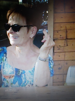 Ir�n, 68 �ves t�rskeres� n�, Gy�r