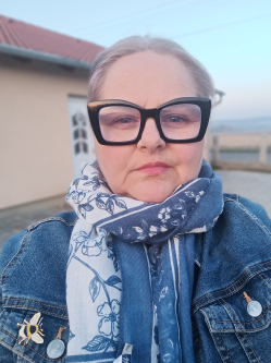 Andrea, 54 �ves t�rskeres� n�, Magyarat�d