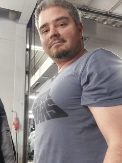 Roland, 38 �ves t�rskeres� f�rfi, Barcs