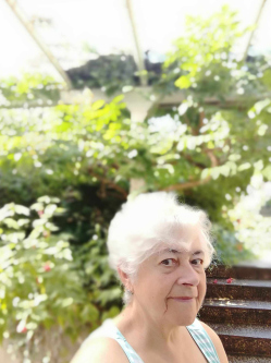 Skolasztika, 81 �ves t�rskeres� n�, Beszterceb�nya