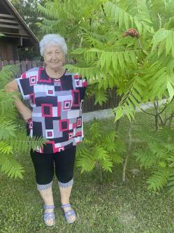Etuska, 74 �ves t�rskeres� n�, S�rospatak