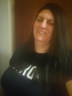 Andi, 44 �ves t�rskeres� n�, Szombathely