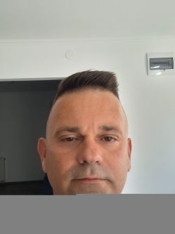 Zsolt, 47 �ves t�rskeres� f�rfi, Kiskunmajsa