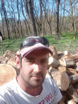 Lajos, 33 �ves t�rskeres� f�rfi, Kiskunhalas