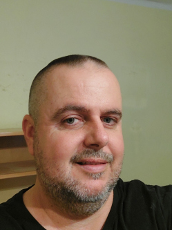 L�szl�, 45 �ves t�rskeres� f�rfi, Nyir�d