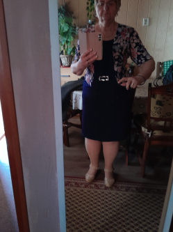 R�zsa, 76 �ves t�rskeres� n�, Domb�v�r