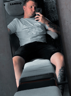 Kevin, 22 �ves t�rskeres� f�rfi, M�r