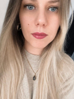 Judit, 30 �ves t�rskeres� n�, B�k�scsaba