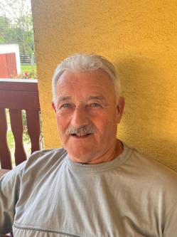 Attila, 75 �ves t�rskeres� f�rfi, Sz�kesfeh�rv�r