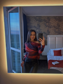 BellA, 41 �ves t�rskeres� n�, K�z�p-Amerika