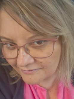 M�nika Szilvia, 51 �ves t�rskeres� n�, Kaposv�r