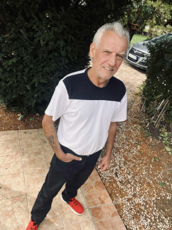 Attila, 58 �ves t�rskeres� f�rfi, Polg�rdi