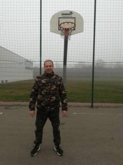 Tam�s, 53 �ves t�rskeres� f�rfi, Gy�mr�