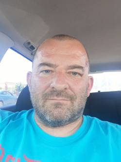 B�la, 52 �ves t�rskeres� f�rfi, Tiszaf�ldv�r