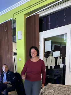�vi, 63 �ves t�rskeres� n�, N�gr�d