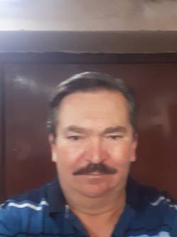 Jozsi, 69 �ves t�rskeres� f�rfi, Akaszt�