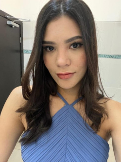 Andrea, 24 �ves t�rskeres� n�, Budapest