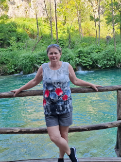 Icu, 51 �ves t�rskeres� n�, Szeged