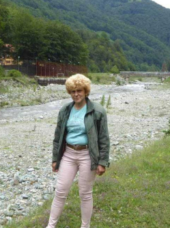 �gi, 61 �ves t�rskeres� n�, B�k�scsaba